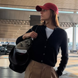 Sasha e Marina Ruy Barbosa usam combo certeiro: peças curingas +boné