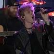 O que diz Machine Gun Kelly sobre seu cover infame de 'Aerials', do System of a Down