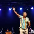 Ito Melodia comanda roda de samba na Feijoada do Teatro Rival em julho