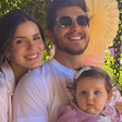 Camila Queiroz prova ar fashion do look minimalista no aniversário de 33 anos