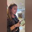 Paolla Oliveira reage a comidas na China e brinca: 'Mais uma semana e comia grilo'