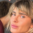 Carolina Dieckmmann despede-se de castanho da Diná e volta ao loiro: 'cabelin dourado'
