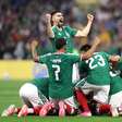 Com vitória sobre o Equador, México quebra jejum de 32 anos e avança na Copa