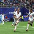 Inglaterra sofre, mas vence a RD Congo de virada e se mantém no caminho do Brasil na Copa