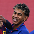 Fã de Shakira e praticante de golfe: com só 4 anos de idade, o irmão mais novo de Lamine Yamal, da Espanha, estoura o fofurômetro da Copa 2026 com esses 4 momentos divertidos