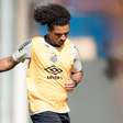 Santos conta com retorno de Willian Arão em treino