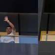 Cristiano Ronaldo leva torcedores à loucura após acenar de varanda de hotel antes de Portugal e Croácia