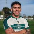 Agora é oficial: Coritiba anuncia atacante uruguaio disputado no Brasil
