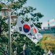 Coreia do Sul anuncia R$ 4,5 trilhões de investimentos em chips e centros de dados de IA