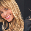 Adeus, Diná... Olá, diva pop! Carolina Dieckmann abandona visual de 'A Viagem', surge com cabelão loiro e brinca: 'Já posso entrar para o time das lobas'