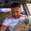 Motorista de aplicativo reencontra cachorro perdido da família durante corrida no RJ; veja vídeo