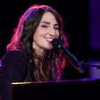 Sara Bareilles relembra turnê com o Maroon 5: 'Vi cocaína pela primeira vez'