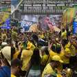 Torcida brasileira nos EUA transforma shopping em 'Maracanã' para jogo contra a Noruega