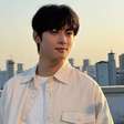 Cha Eun-woo, do ASTRO, é batizado católico durante serviço militar