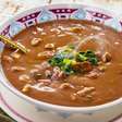 Sopa de feijão cremosa: receita prática para os dias frios