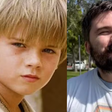 Estrela mirim de 'Star Wars' reaparece irreconhecível após anos recluso em tratamento
