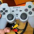 Sony criou um DualShock com um PlayStation dentro, mas cancelou-o antes de lançá-lo
