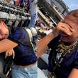 Influencer que viralizou na Copa, Mari Menezes aparece inconsolável na arquibancada após derrota do Brasil