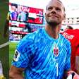 Goleiro da Noruega é parabenizado por presidente da federação e festejado companheiros após parar o Brasil