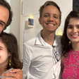 Tadeu Schmidt vai aumentar a família! Filha mais velha do apresentador do 'BBB' anuncia noivado com psicólogo após 4 anos e meio de namoro