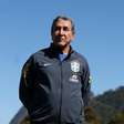 Carlos Alberto Parreira está lúdico e tem previsão para deixar a UTI, diz boletim médico