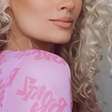 LUTO! Cantora famosa morre aos 37 anos e deixa filha de apenas 7: 'Tristeza'