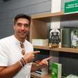 Palmeiras cria espaços de leitura na base e homenageia técnico Abel Ferreira