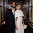 Lembra dela? 'Menina mais bonita do mundo' revela fotos do seu casamento com o neto de Jane Birkin: o vestido de noiva dela é a roupa mais linda que você vai ver hoje