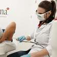 Ação na quadra do Salgueiro oferece atendimento gratuito de dermatologia e ginecologia com tecnologia a laser