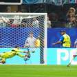 Pênalti perdido por Messi contra o Egito vira alvo de memes e provocações nas redes