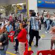 Gol da Argentina leva torcida à loucura em bairro de São Paulo