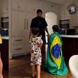 Paquetá recebe o carinho da família após eliminação do Brasil: 'Te amamos'