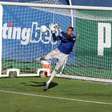 Carlos Miguel valoriza treinamentos e vê Palmeiras forte na briga por títulos