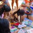 Férias transformam leitura em brincadeira e conexão