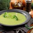 Sopas e cremes para emagrecer no inverno? Veja 8 receitas funcionais para aquecer o corpo