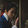 A Netflix prepara seu k-drama mais ambicioso de 2026: 'A Leste do Palácio' mistura 'Kingdom' e 'Alquimia das Almas' em uma trama histórica impecável de fantasia e suspense