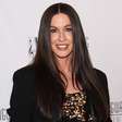 Alanis Morissette revela o que a afastou de Hollywood por anos: 'Somos obcecados pela beleza'