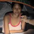Mulher dá à luz em meio aos escombros após terremoto na Venezuela
