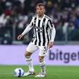 Desejado pelo Corinthians, Arthur Melo recebe salário estratosférico na Europa