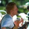 Ed Sheeran toca para seleção inglesa e reação de jogadores viraliza