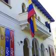 De La Espriella anuncia fechamento da embaixada da Colômbia em Cuba