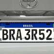 O site gratuito que ajuda a recuperar placas de carros perdidas em enchentes