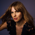 Karla Hill estreia primeiro EP autoral da carreira, "Luz Acesa"