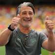 Dos chocolates ao sonho na Copa: conheça o trabalho do estiloso técnico da Suíça