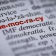 Da democracia substantivo à democracia adjetivo e verbo: uma breve História dos valores democráticos