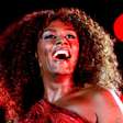 Liniker lota estádio na estreia de "Bye Bye Caju" em São Paulo; relembre 5 momentos marcantes do show