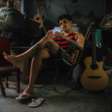 Matheus de Bezerra faz da delicadeza sua maior força no disco "A Palavra"