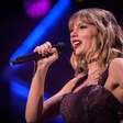 Taylor Swift brilha em casamento com vestido de R$ 19 mil
