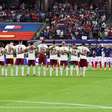 Entenda porque França a Espanha fizeram um minuto de silêncio na Copa do Mundo