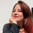 A luta de Jennifer Finch, do L7, contra um câncer cerebral agressivo